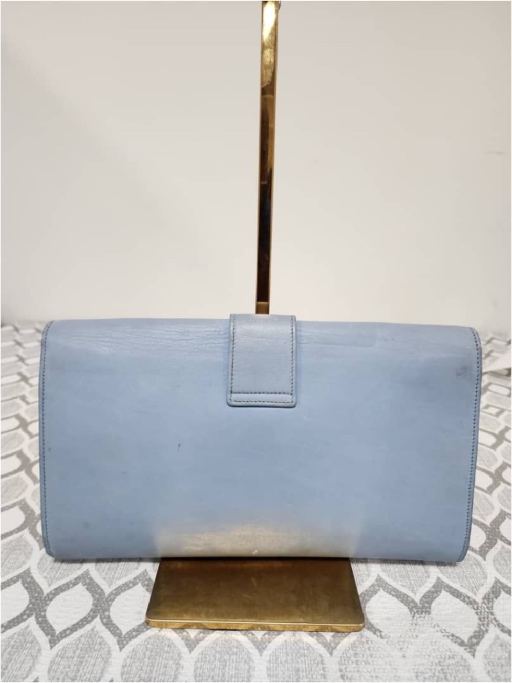 Authentic YVES SAINT LAURENT Calfskin Leather Ligne Y Clutch Bag Blue - Picture 4 of 15
